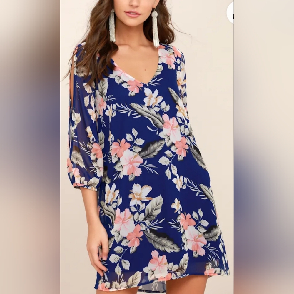 EUC... Lulu's " Shifting Dears" Royal Blue Floral  Chiffon Dress Size L